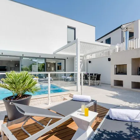 Vitae * סוטיבאן